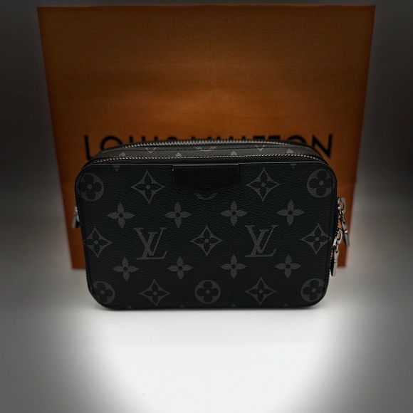Louis Vuitton Alpha - Picture 3 of 6